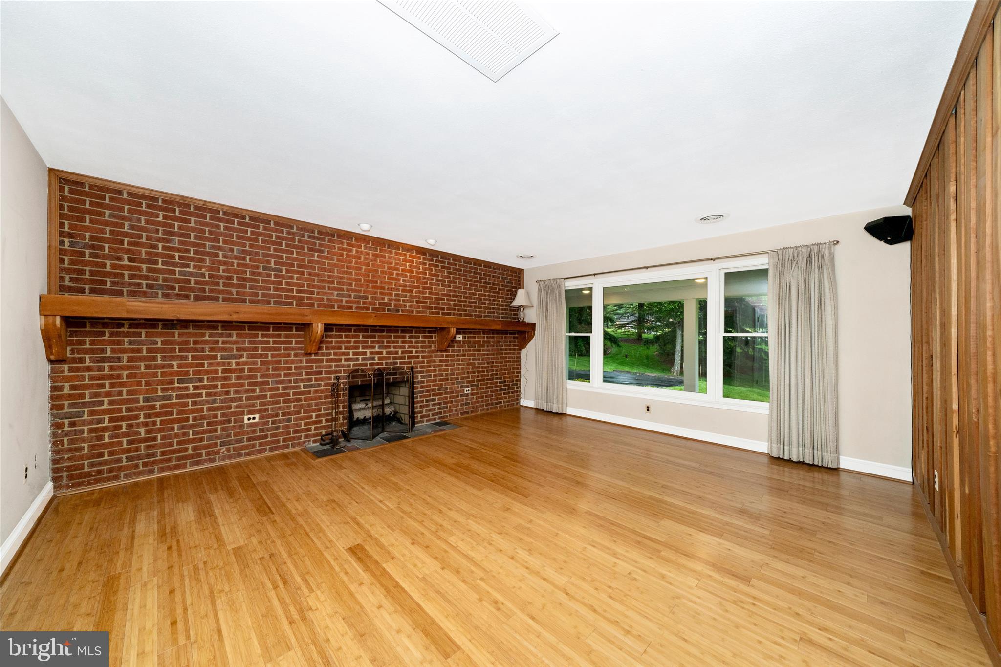 13949 Brighton Dam Road Clarksville, MD 21029 - Photo 25 of 71 Family Room