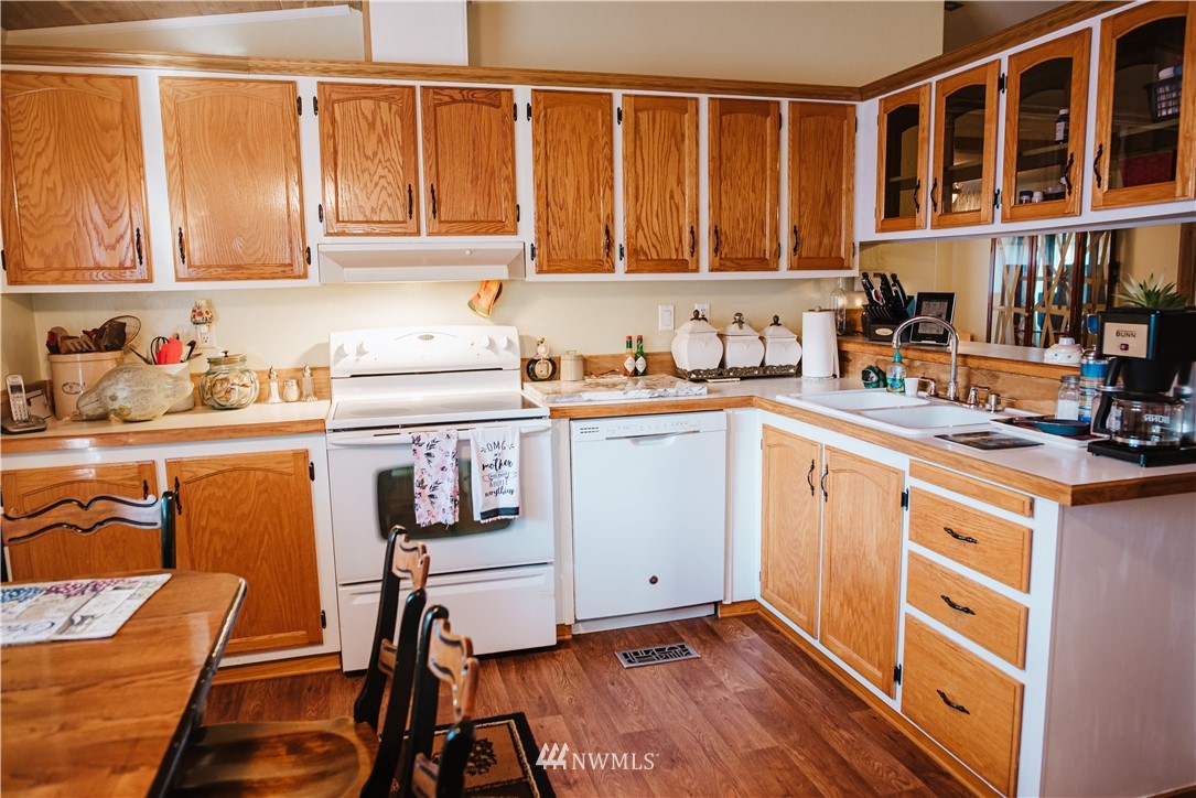 40 West Satko Glenn Road Elma, WA 98541 - Photo 11 of 26 Gallery Image 11