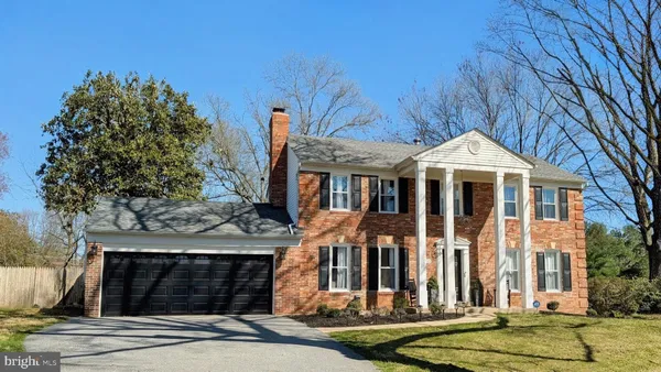 $887,200 | 16905 Old Colony Way, Rockville, MD 20853