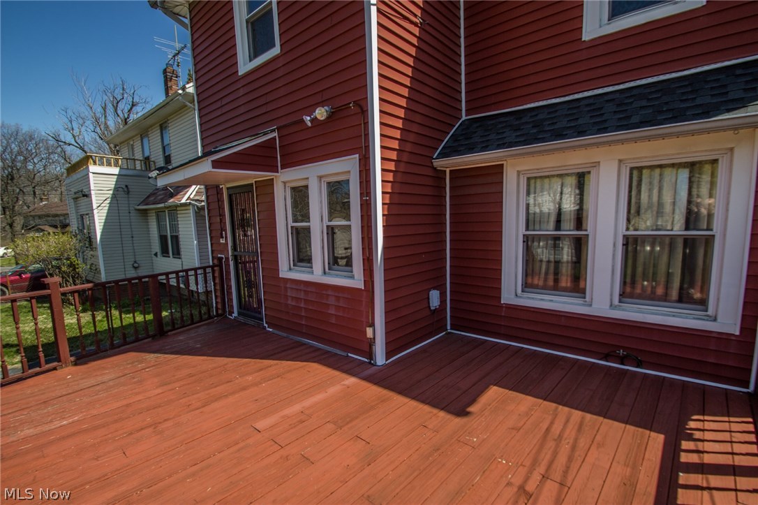 860 Clarence Road Cleveland Heights, OH 44121 - Photo 4 of 28 Gallery Image 4