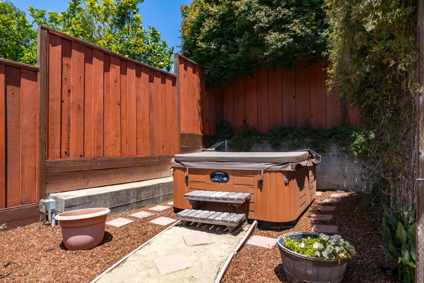 3325 Axford Road Santa Cruz, CA 95062 - Photo 34 of 44