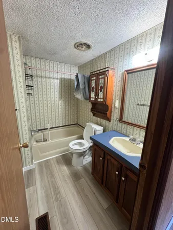 $1,200 | 239 Dead Road, Bunn, NC 27508