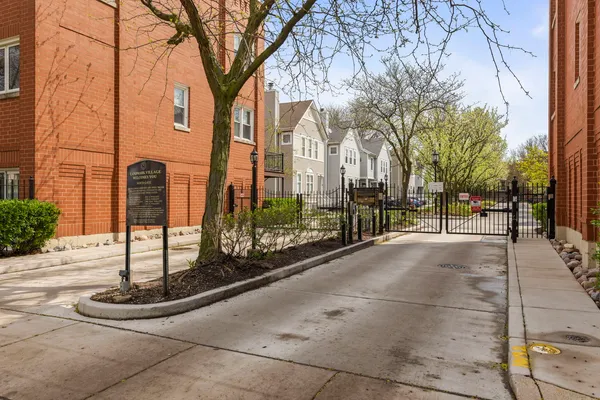 $650,000 | 1840 West Diversey Parkway, Unit B, Chicago, IL 60614