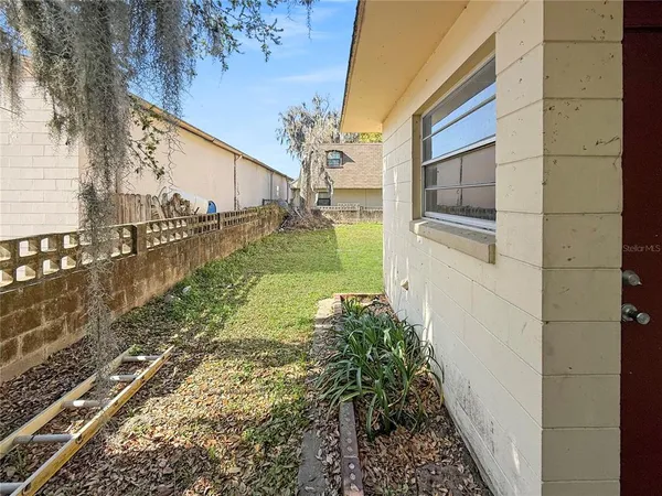 $1,250 | 820 State Avenue, Unit 2, Holly Hill, FL 32117
