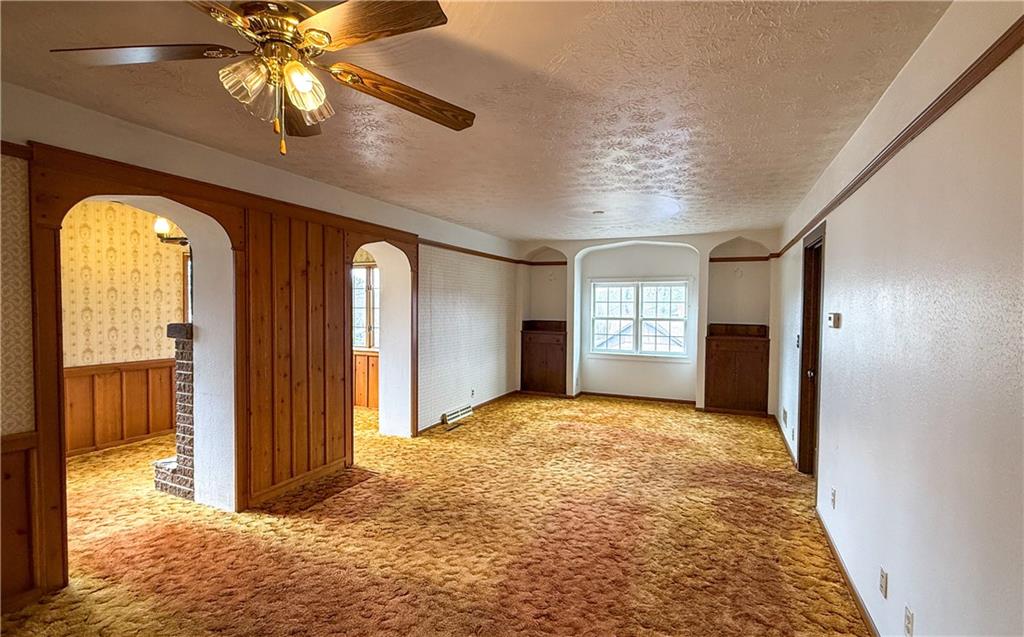 122 Lower Troy Hill Road Kittanning, PA 16201 - Photo 11 of 42 a view of an empty room and window