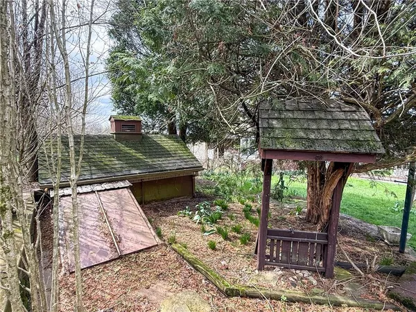 $159,900 | 122 Lower Troy Hill Road, Kittanning, PA 16201