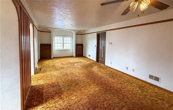 $159,900 | 122 Lower Troy Hill Road, Kittanning, PA 16201