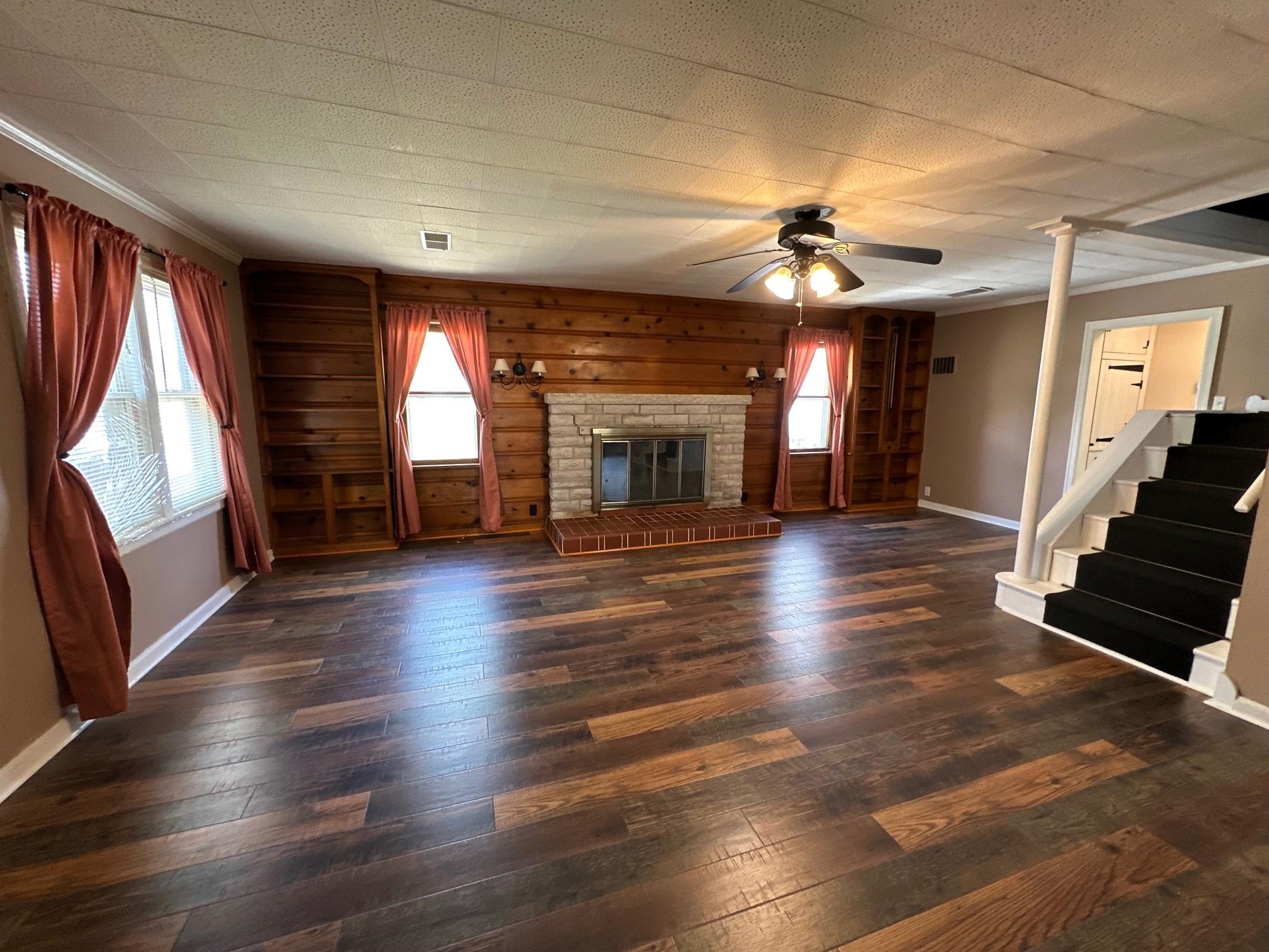 812 South Pittenger Road Selma, IN 47383 - Photo 3 of 29