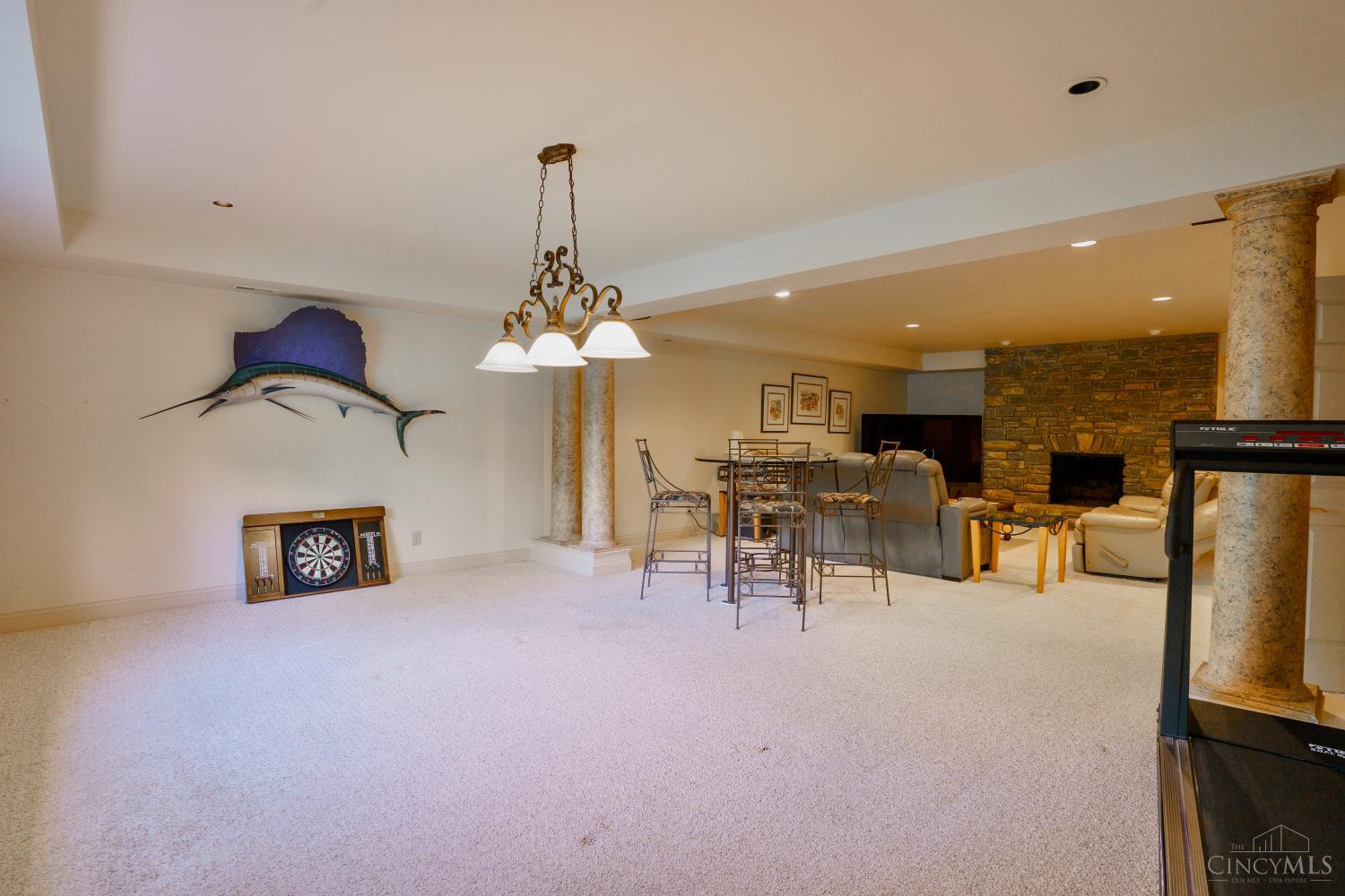 7335 Five Mile Road Cincinnati, OH 45255 - Photo 46 of 69