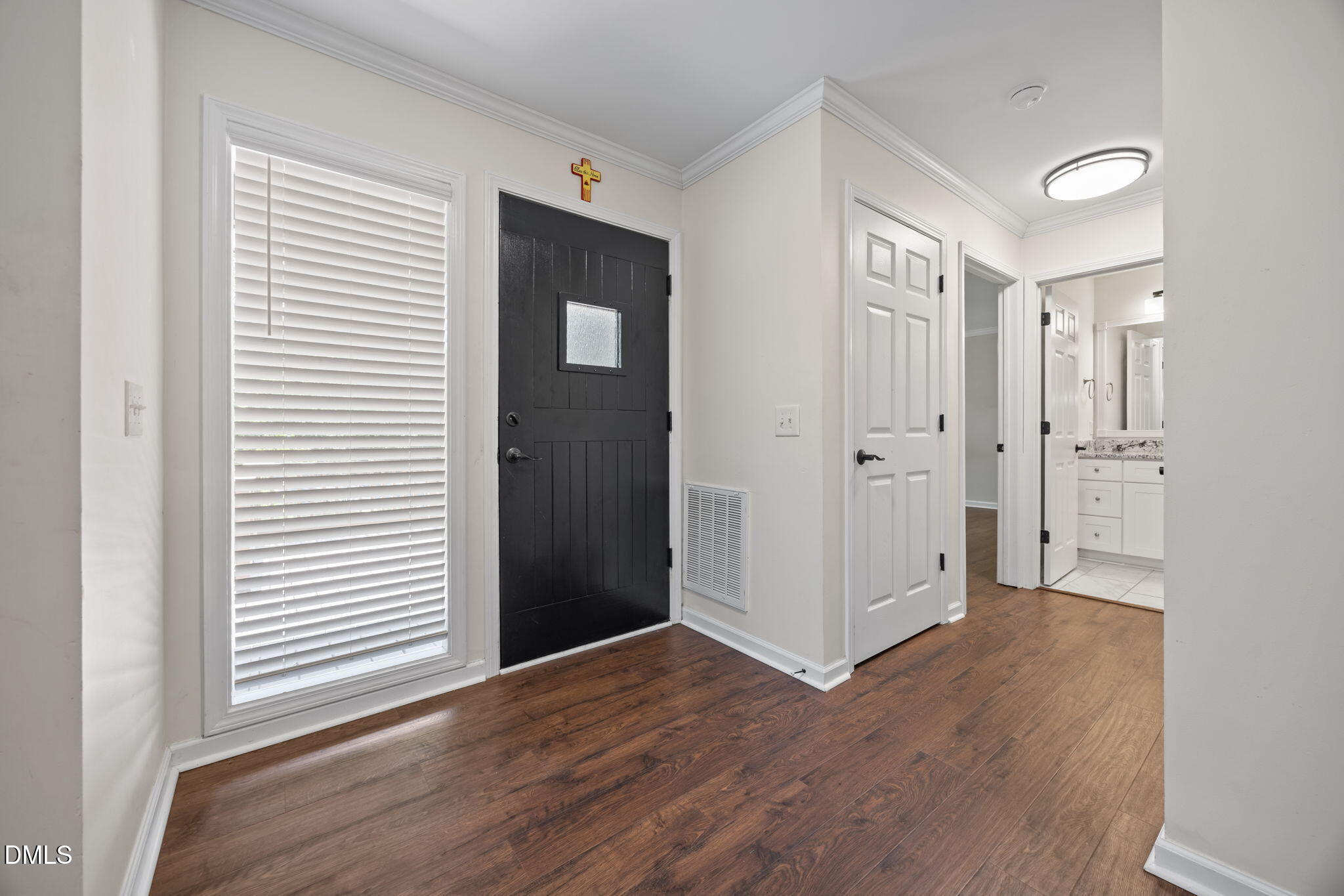 1818 Rye Road Sanford, NC 27332 - Photo 14 of 62 Entry/Foyer