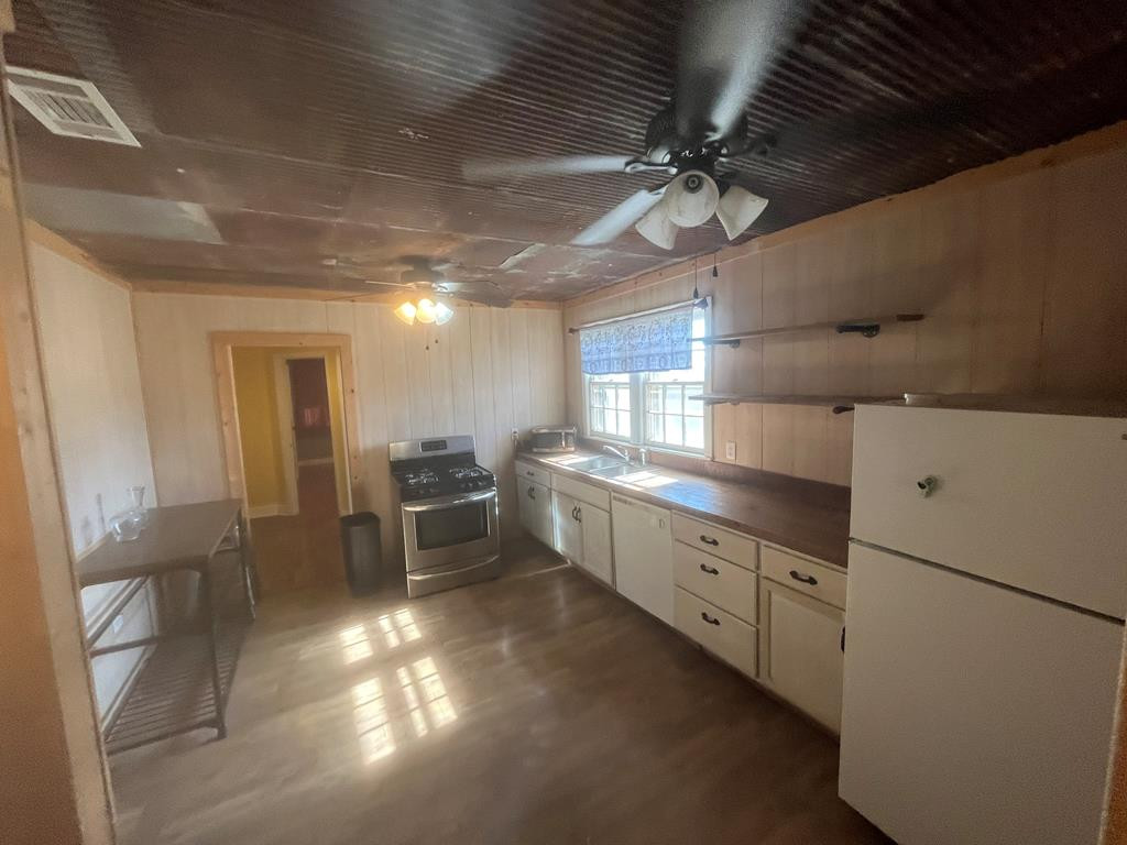 57 Johnson Grove Road Southwest Bogue Chitto, MS 39629 - Photo 1 of 10 Main View
