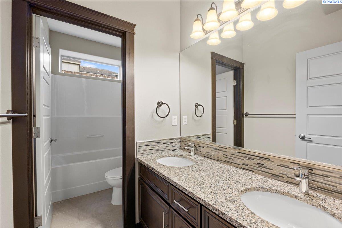 305 Rachel Road Kennewick, WA 99338 - Photo 34 of 50 Gallery Image 34