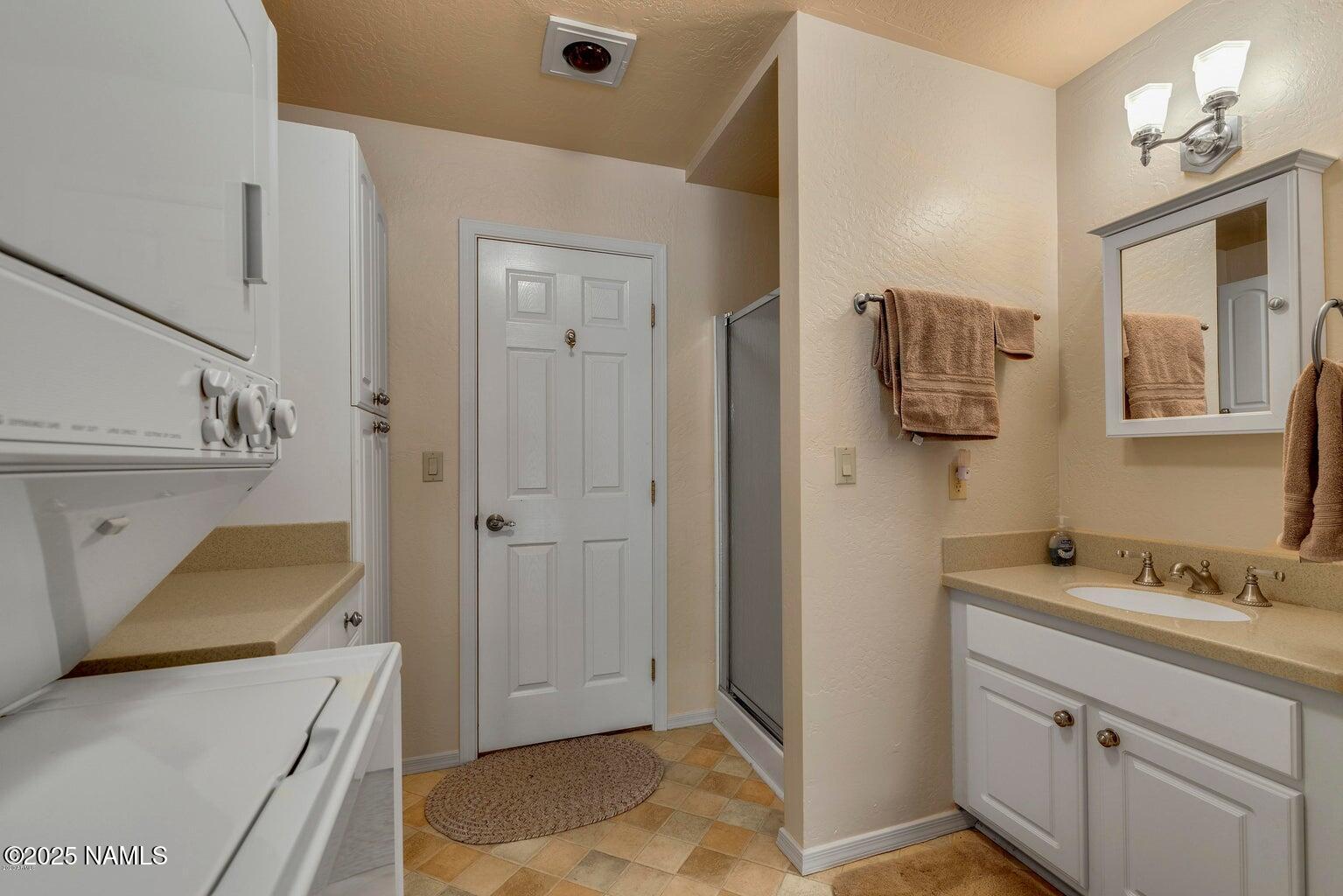 207 Blue Rdg Road Mormon Lake, AZ 86038 - Photo 31 of 65 Downstairs Bathroom