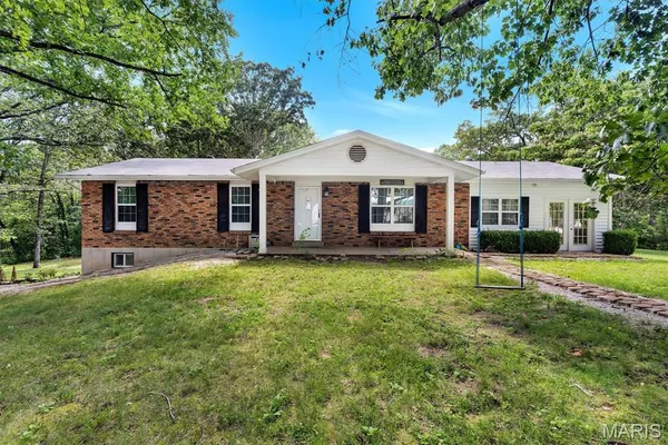 $290,000 | 221 Katherine Lane, St. Clair, MO 63077