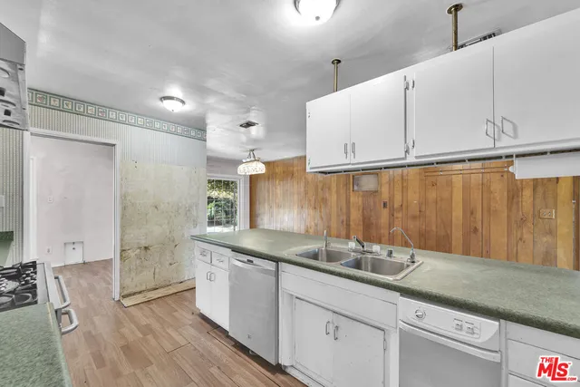 $775,000 | 8045 Garden Grove Avenue, Reseda, CA 91335