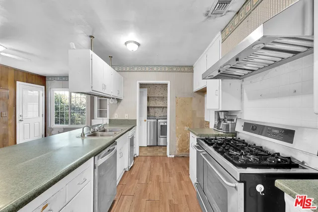 $775,000 | 8045 Garden Grove Avenue, Reseda, CA 91335