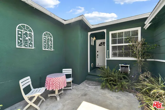 $775,000 | 8045 Garden Grove Avenue, Reseda, CA 91335