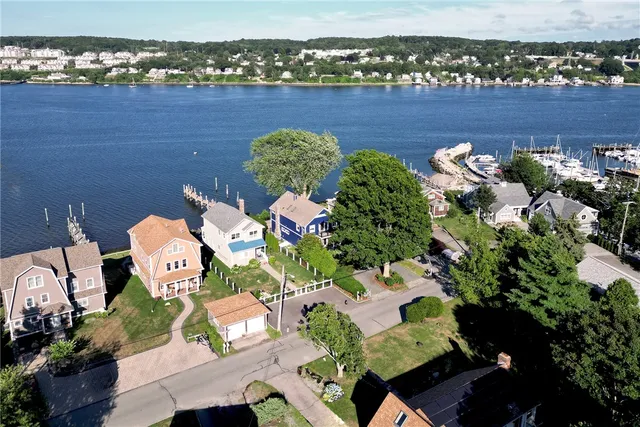 $2,150,000 | 169 Narragansett Boulevard, Portsmouth, RI 02871