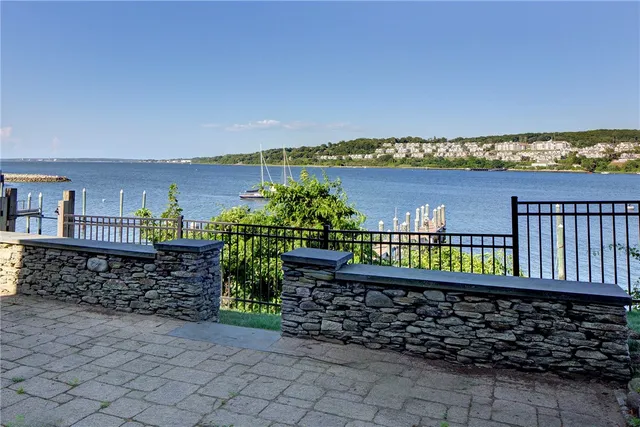 $2,150,000 | 169 Narragansett Boulevard, Portsmouth, RI 02871