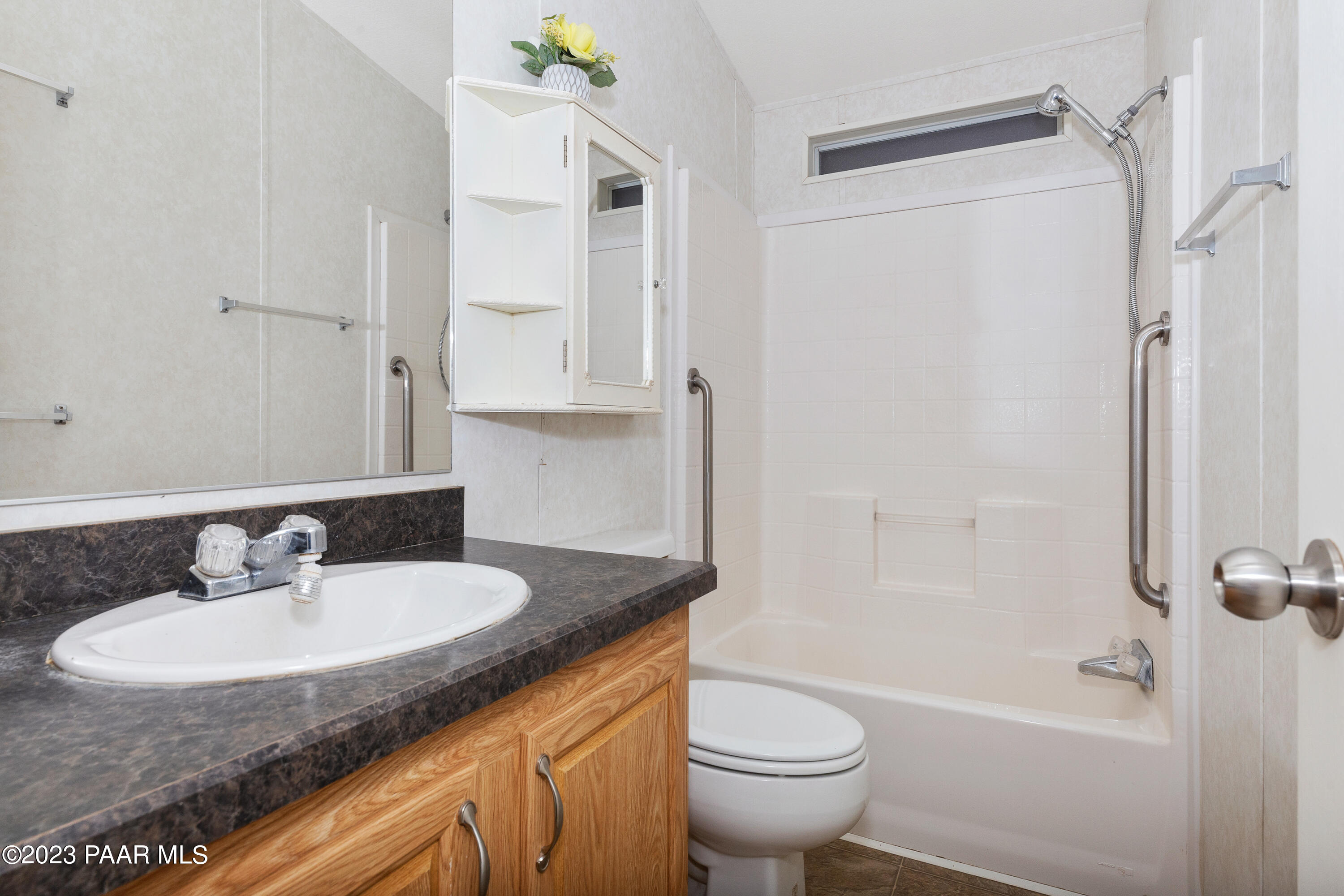 1255 West Brand Iron Road Paulden, AZ 86334 - Photo 13 of 24 013_Bathroom