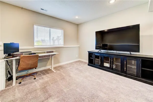 $339,999 | 2108 Southwest Holdbrooks Drive, Lee's Summit, MO 64082