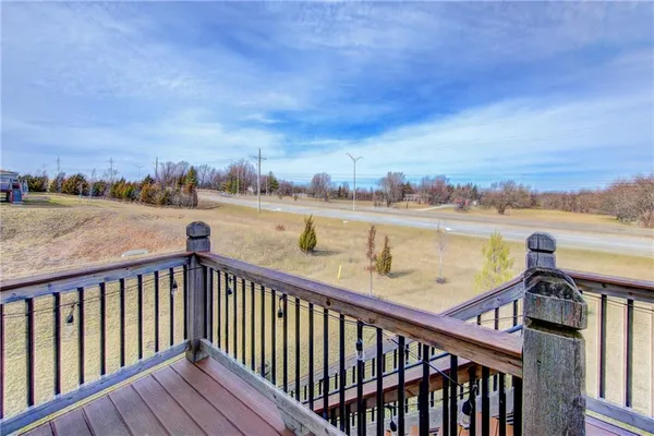$339,999 | 2108 Southwest Holdbrooks Drive, Lee's Summit, MO 64082