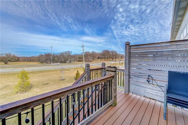 $339,999 | 2108 Southwest Holdbrooks Drive, Lee's Summit, MO 64082