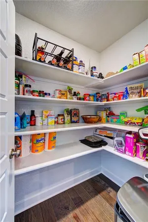 $339,999 | 2108 Southwest Holdbrooks Drive, Lee's Summit, MO 64082