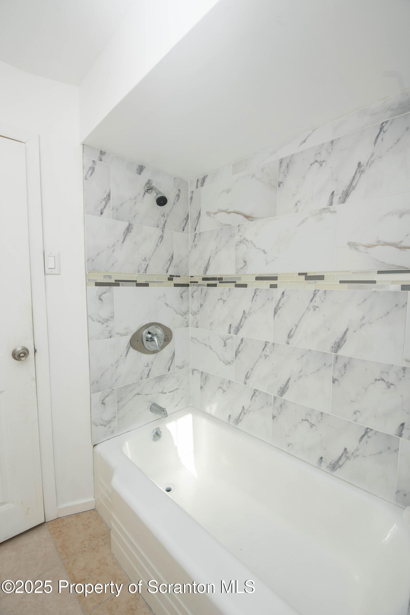 342 Harrison Avenue Scranton, PA 18510 - Photo 35 of 61 DSC_1999