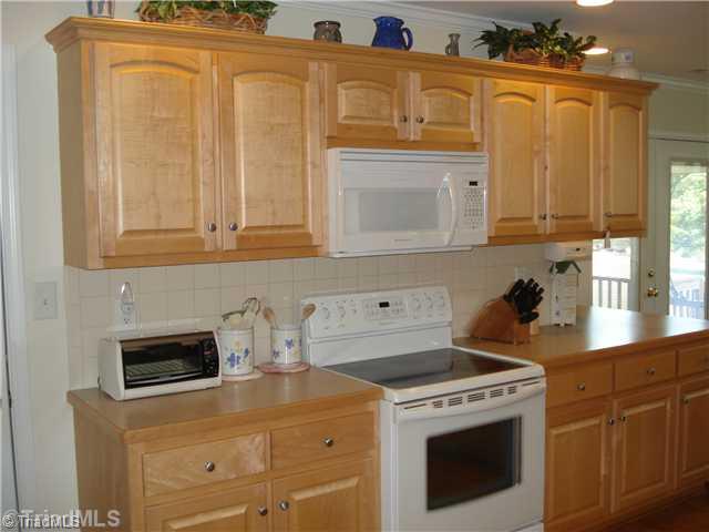 8074 Pritchett Road Browns Summit, NC 27214 - Photo 5 of 16 Kitchen.