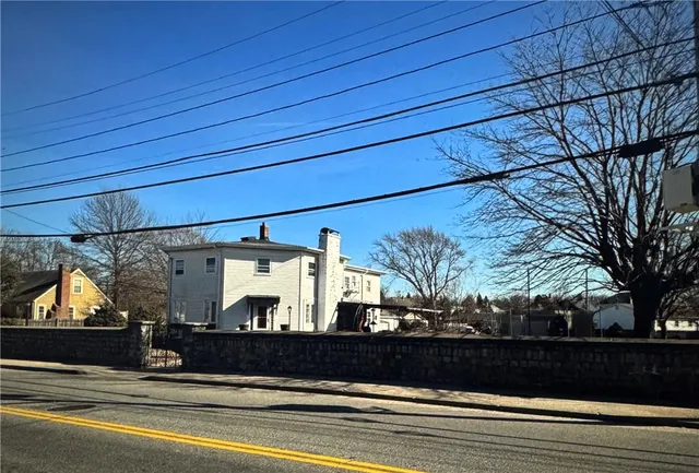 $989,900 | 80 Phenix Avenue, Cranston, RI 02920