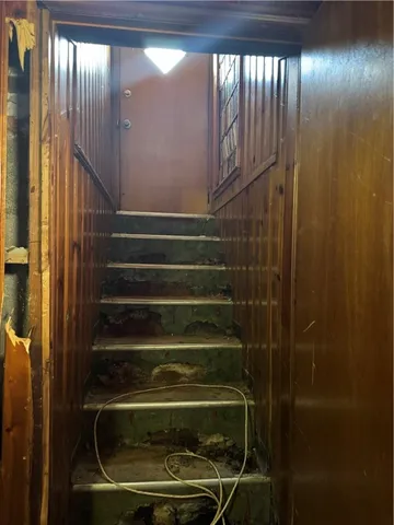 $989,900 | 80 Phenix Avenue, Cranston, RI 02920