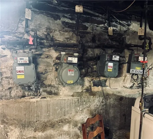 $989,900 | 80 Phenix Avenue, Cranston, RI 02920