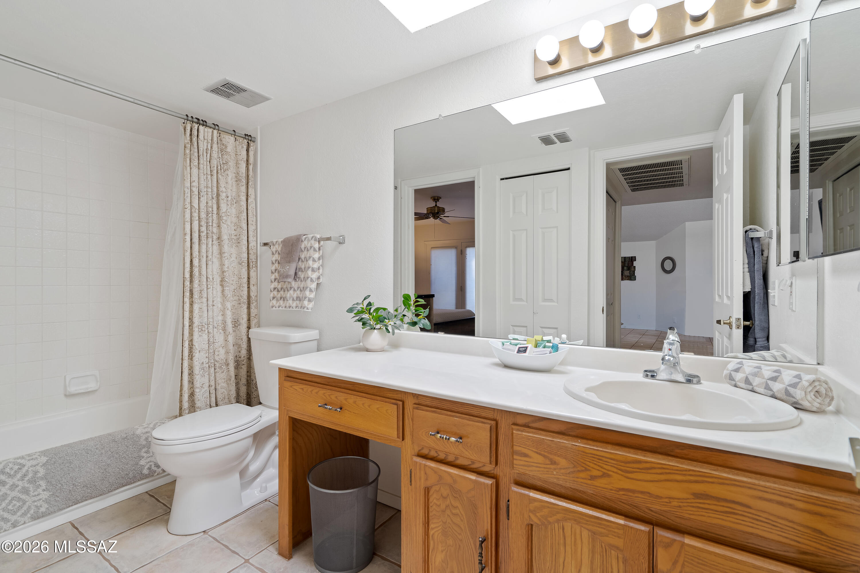 1200 East River Road, Unit K144 Tucson, AZ 85718 - Photo 15 of 22 2 Interiors-11