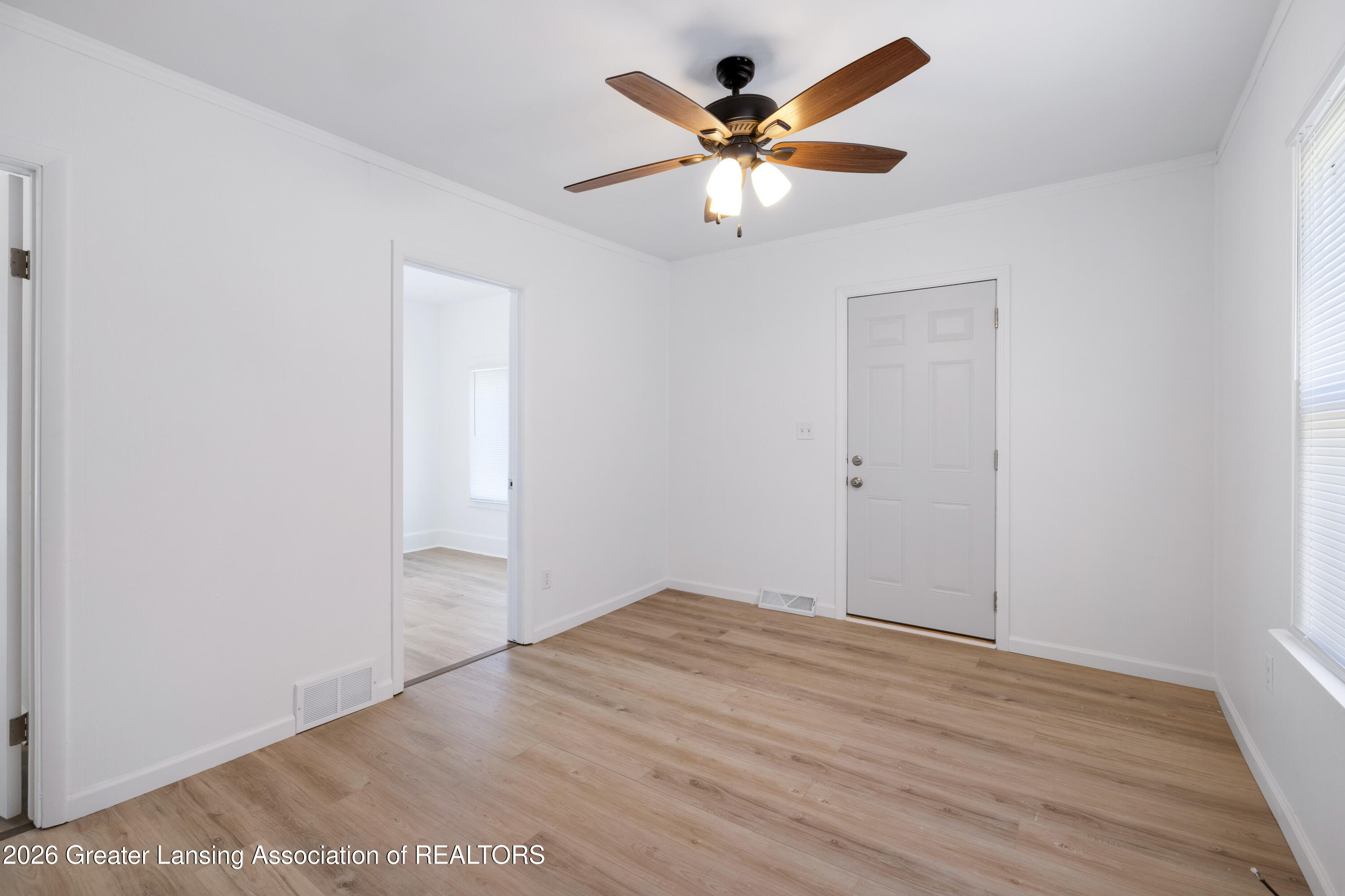 2313 South Rundle Avenue Lansing, MI 48910 - Photo 7 of 26 AKP-13 (7)