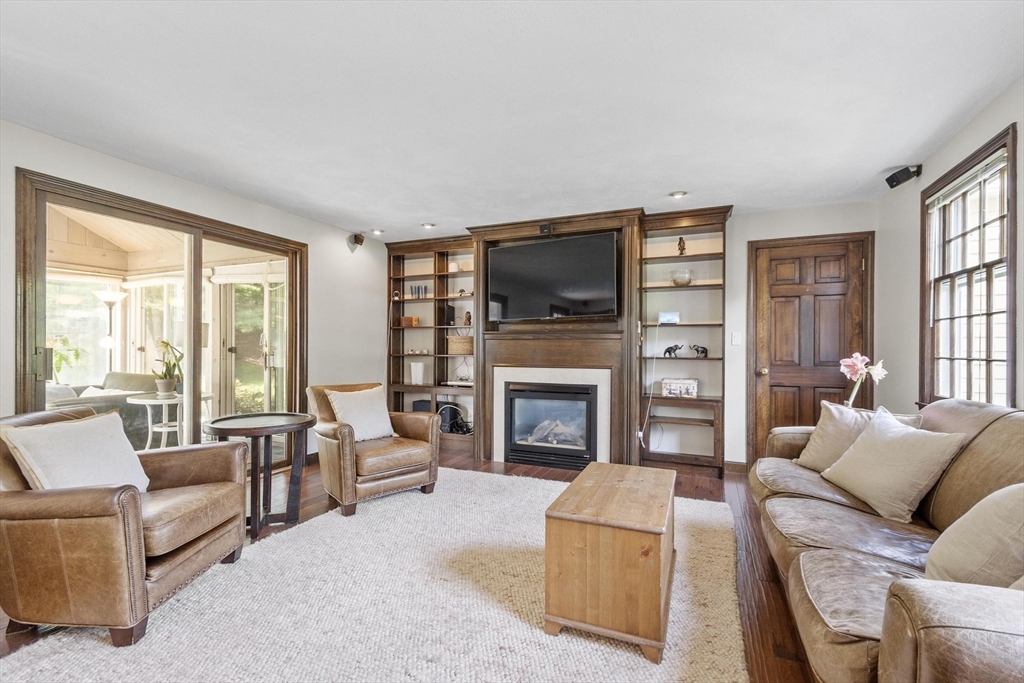 9 Butternut Road Westford, MA 01886 - Photo 13 of 42