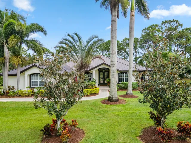 $1,268,000 | 2005 Southwest Amarillo Lane, Palm City, FL 34990