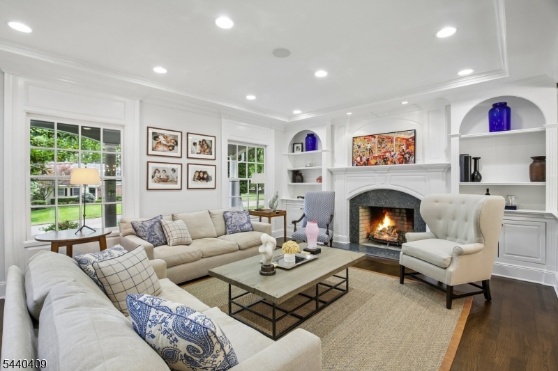 19 Hilltop Road Short Hills, NJ 07078 - Photo 12 of 34