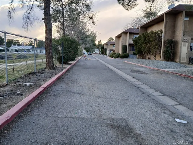 $189,000 | 14299 La Paz Drive, Unit 33, Victorville, CA 92395