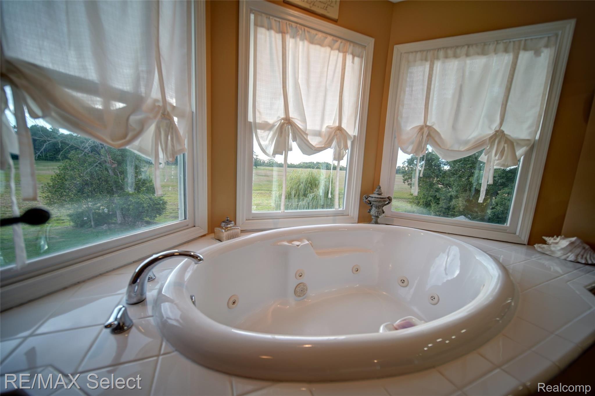 3303 North Irish Road Davison, MI 48423 - Photo 50 of 91 3303 North Irish Road 177.jpg