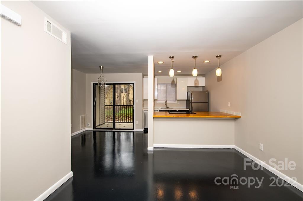 11074 Cedar View Road Charlotte, NC 28226 - Photo 4 of 21 Gallery Image 4