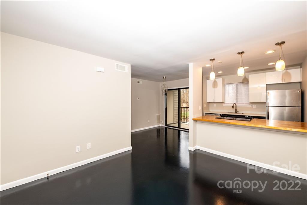 11074 Cedar View Road Charlotte, NC 28226 - Photo 5 of 21 Gallery Image 5