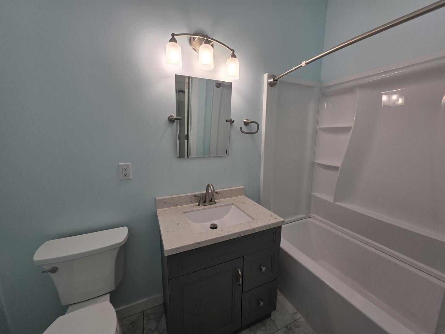 2717 Elm Street Quincy, IL 62301 - Photo 12 of 28