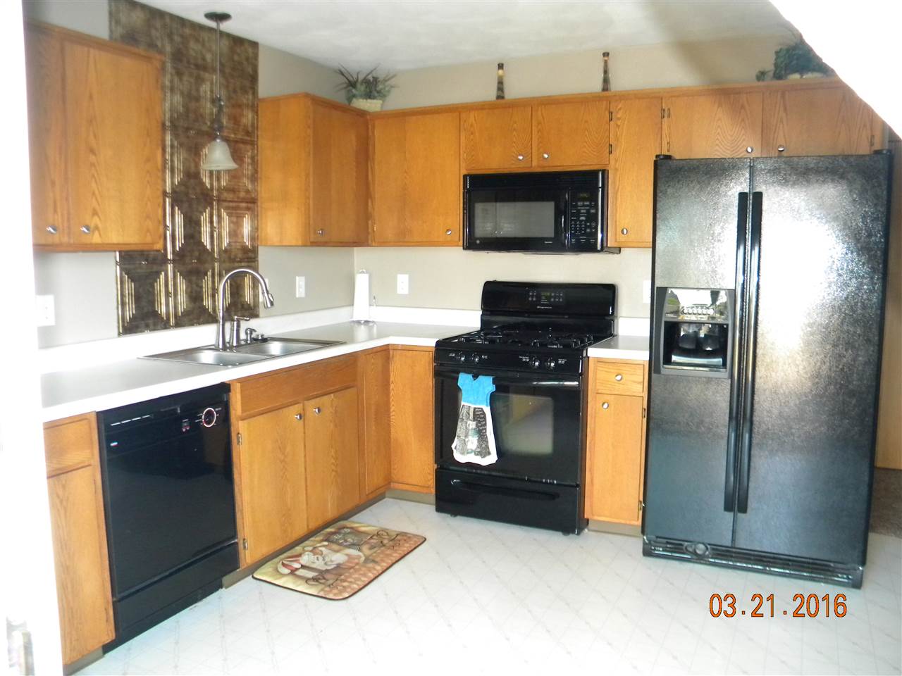 726 7 Hickory Road Byron, IL 61010 - Photo 4 of 23 Gallery Image 4