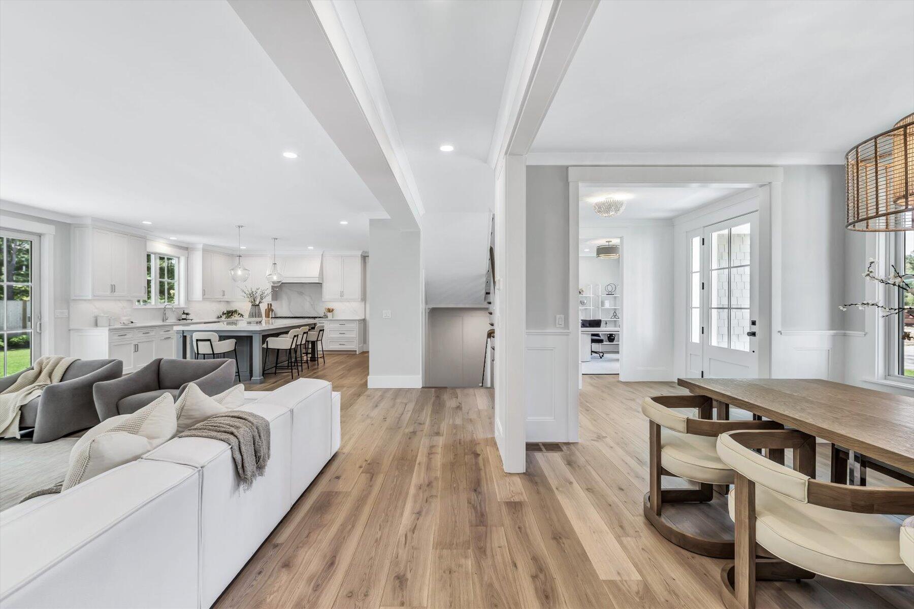 19 Willow Circle Mashpee, MA 02649 - Photo 10 of 42 a living room with furniture and a wooden floor
