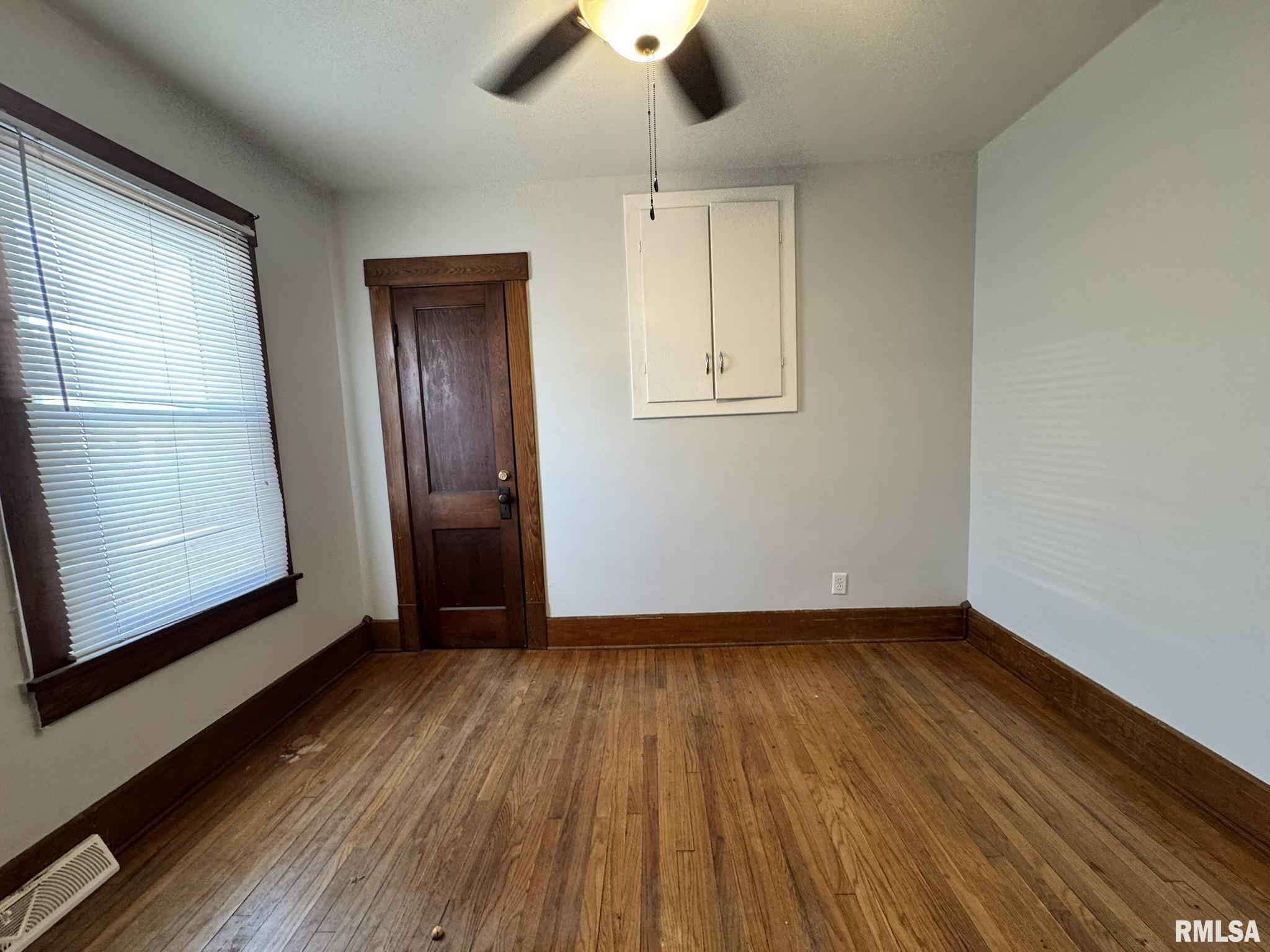 2408 Yale Boulevard Springfield, IL 62703 - Photo 16 of 34