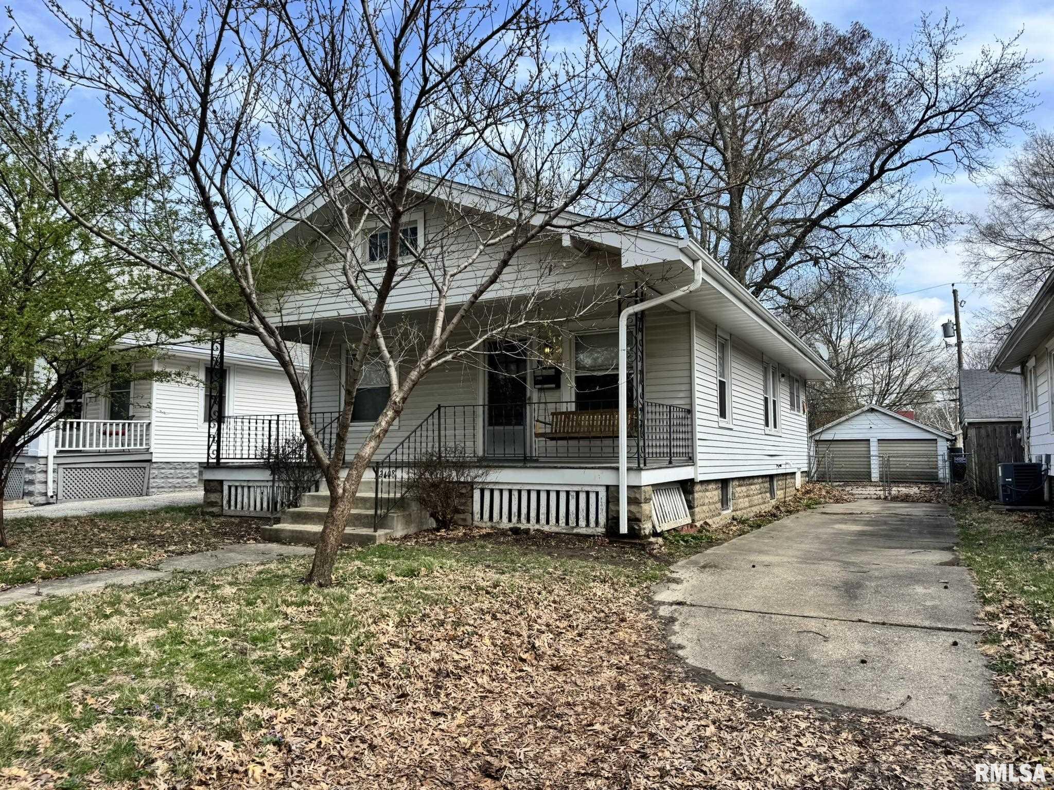 2408 Yale Boulevard Springfield, IL 62703 - Photo 2 of 34