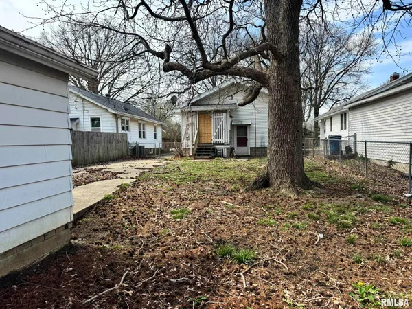 $95,000 | 2408 Yale Boulevard, Springfield, IL 62703