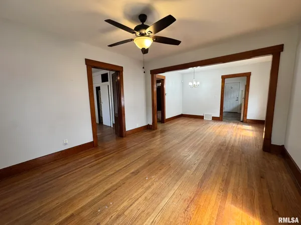 $95,000 | 2408 Yale Boulevard, Springfield, IL 62703