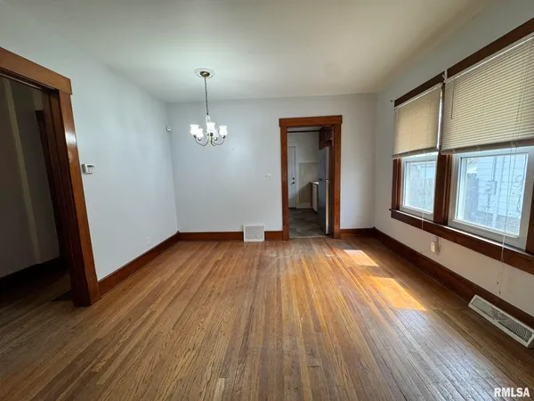 $95,000 | 2408 Yale Boulevard, Springfield, IL 62703